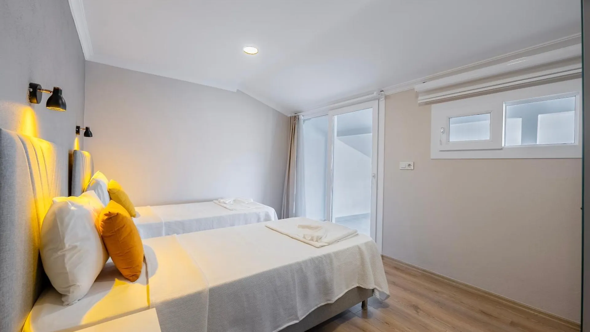 Modern, New Two Bedroom Apartment Close To Fethiye Centre 0*,  Turecko
